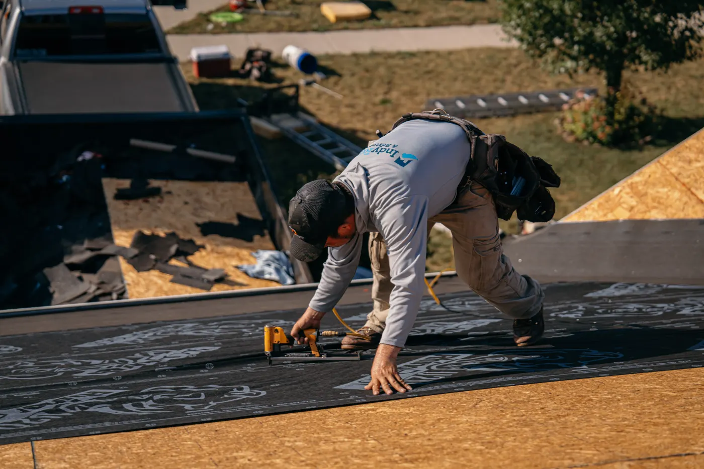 Manufacturer-certified roof installation in Mount Comfort